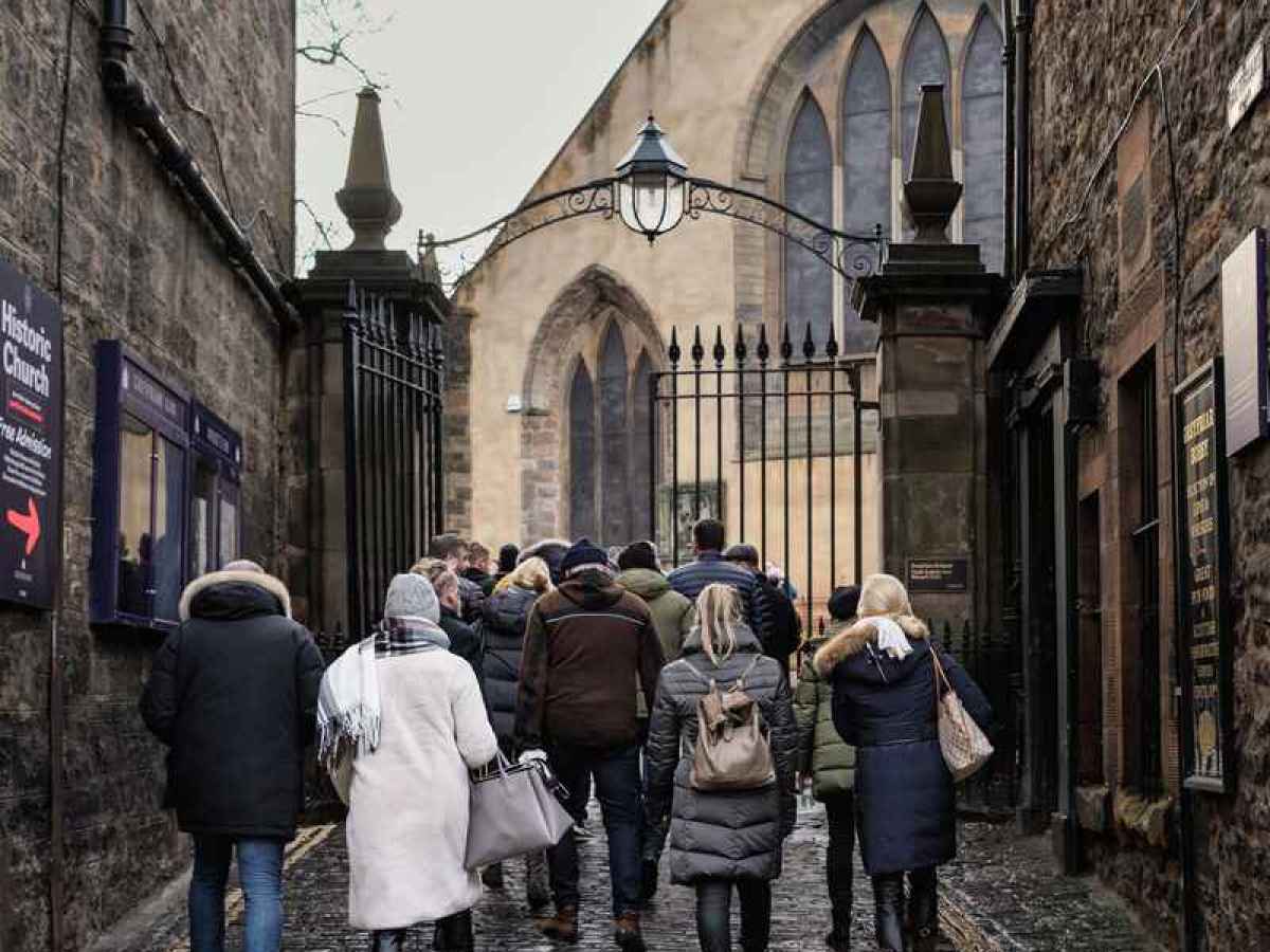 Tour de Fantasmas y las Bovedas Subterraneas en Edimburgo